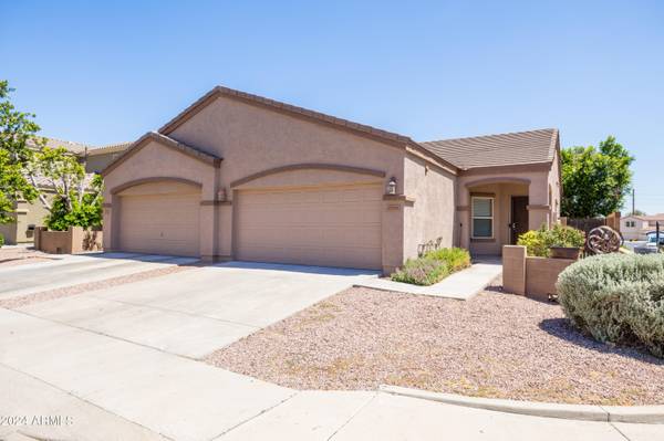 Peoria, AZ 85381,8795 W Wood Drive