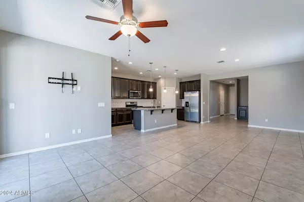 Goodyear, AZ 85338,17228 W WILLIAMS Street