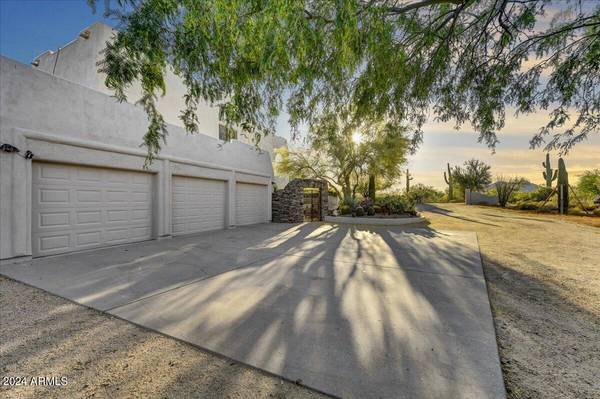 Scottsdale, AZ 85266,33101 N 82ND Street