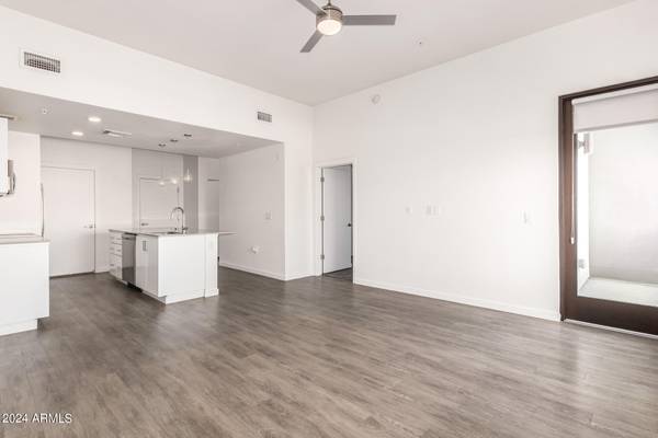 Phoenix, AZ 85004,1130 N 2ND Street #315