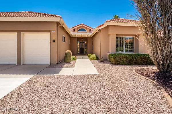 26002 S EASTLAKE Drive, Sun Lakes, AZ 85248