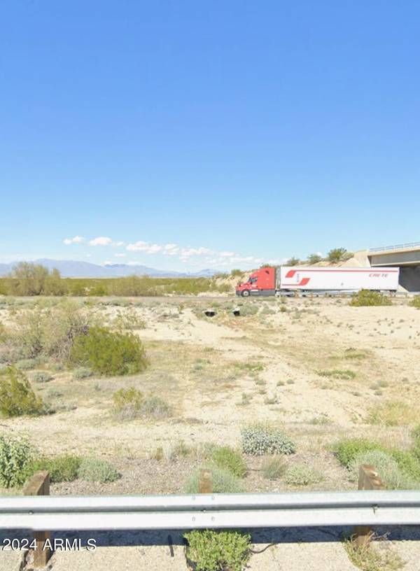 Tonopah, AZ 85354,5501 E Eagle Eye Road #-