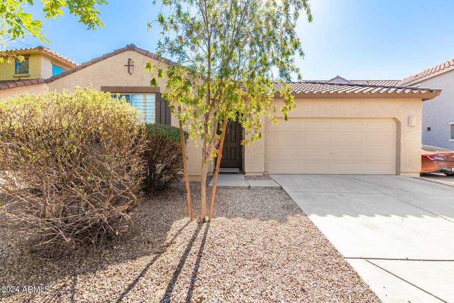 3735 E SEBASTIAN Lane, Gilbert, AZ 85297