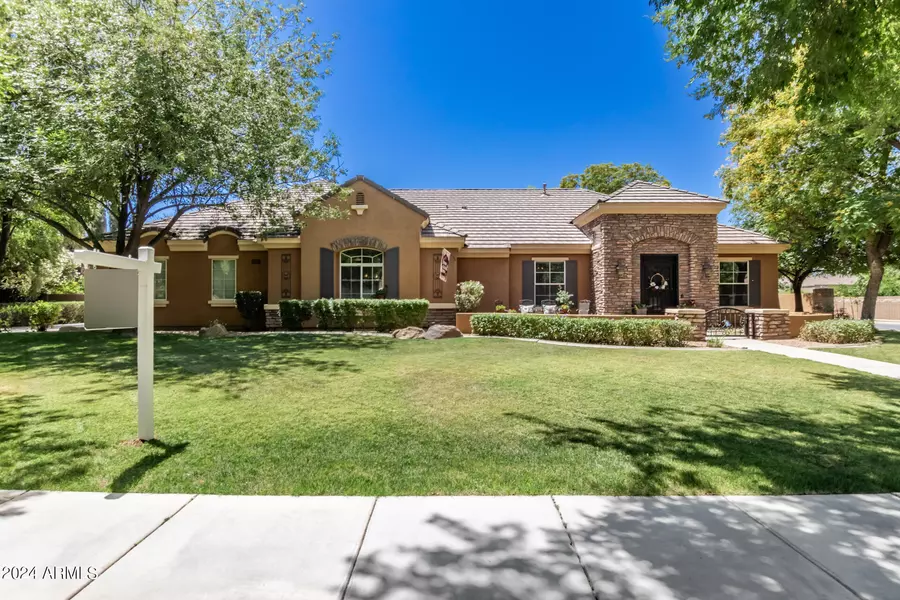 2909 E PAGE Avenue, Gilbert, AZ 85234