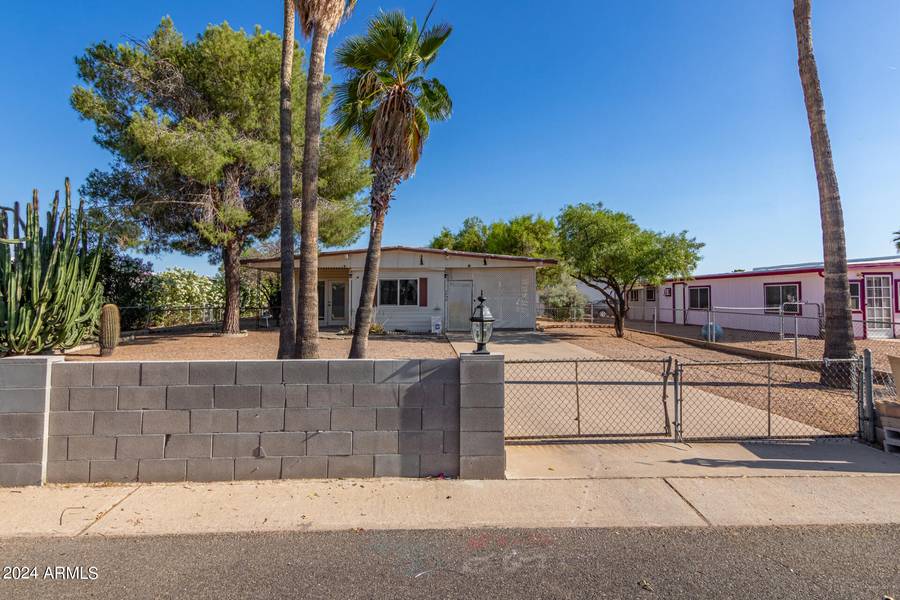 2853 W OHIO Street, Apache Junction, AZ 85120