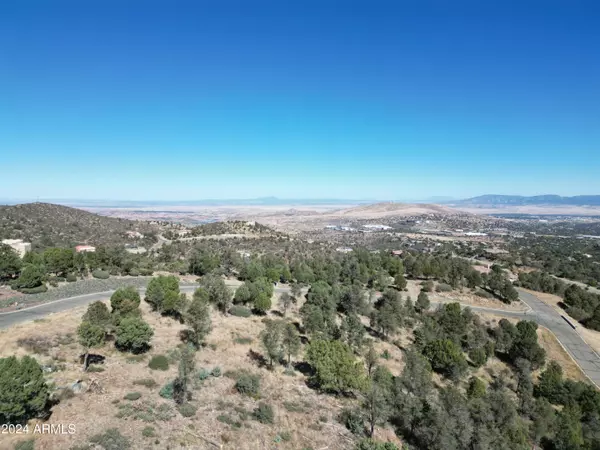 Prescott, AZ 86303,661 CLOUDCROSSING Circle #852