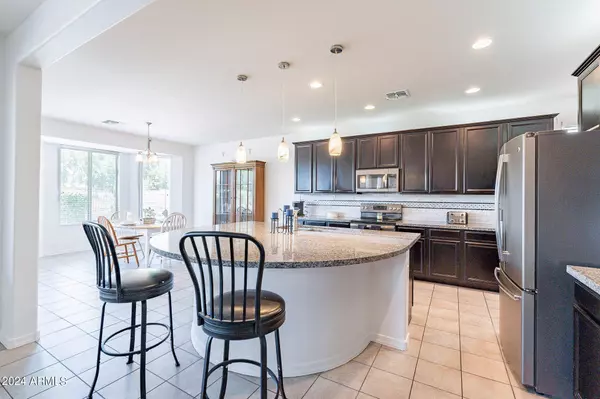 15572 W Sierra Street Surprise, AZ 85379