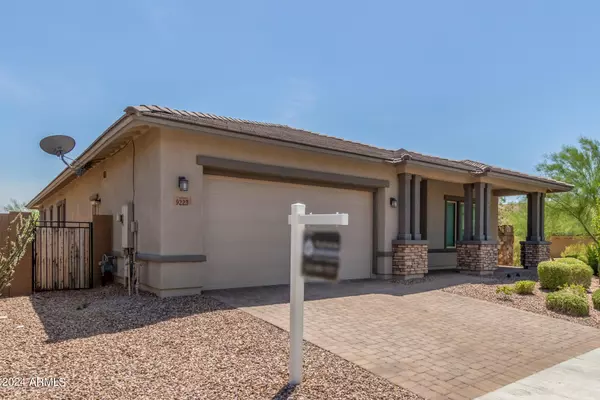 Peoria, AZ 85383,9223 W RUNNING DEER Trail