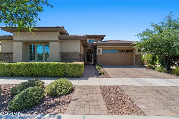 10315 E PALLADIUM Drive, Mesa, AZ 85212