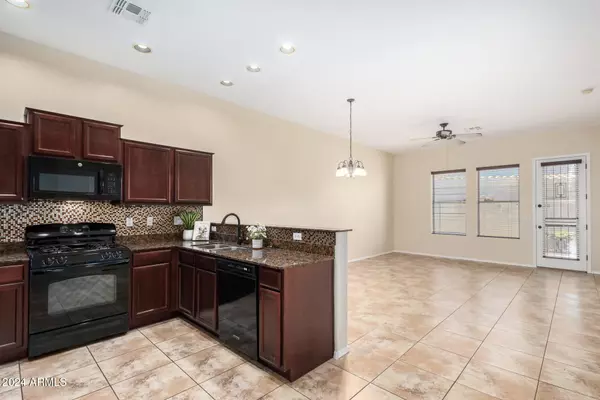 Mesa, AZ 85215,6202 E MCKELLIPS Road #227