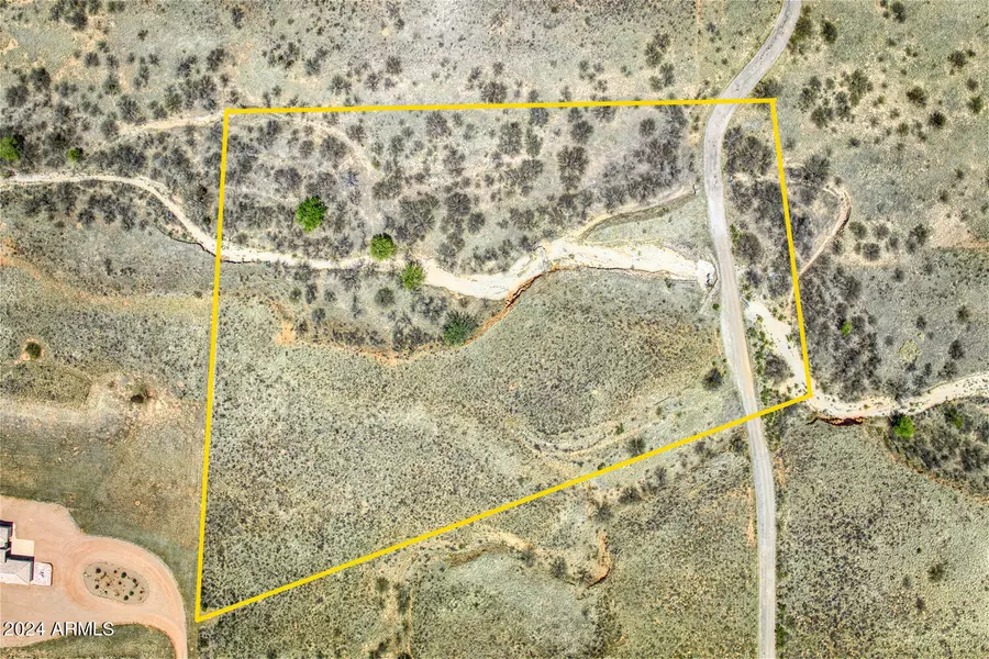 S Oakridge Drive #G, Hereford, AZ 85615