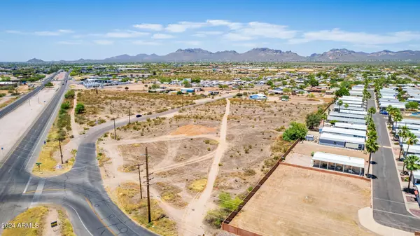 Apache Junction, AZ 85119,880 S Royal Palm Road #LOT #1