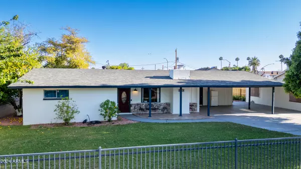 1015 E 3RD Avenue,  Mesa,  AZ 85204