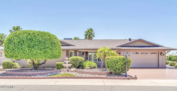 13235 W PALMWOOD Drive, Sun City West, AZ 85375