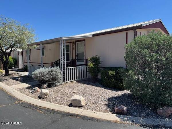 Benson, AZ 85602,1110 S AZ-80 -- #99