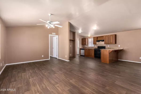 Mesa, AZ 85208,9431 E CORALBELL Avenue #98