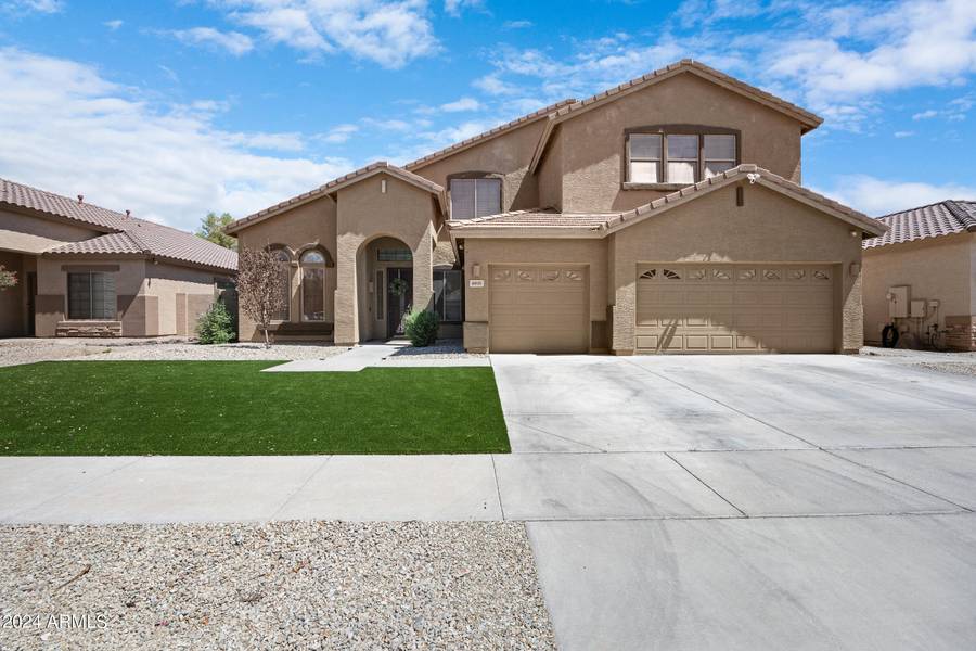 8810 W CAROLE Lane, Glendale, AZ 85305