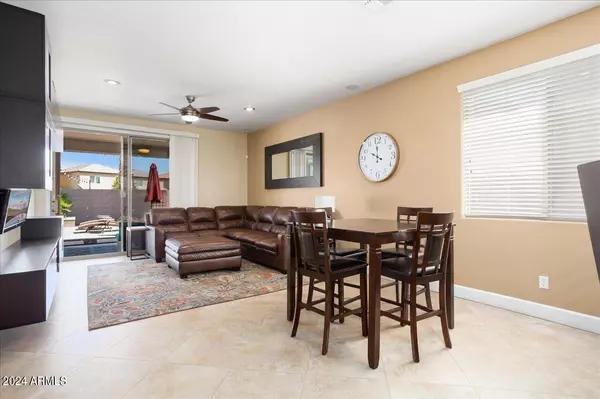 Peoria, AZ 85382,7242 W KINGS Avenue