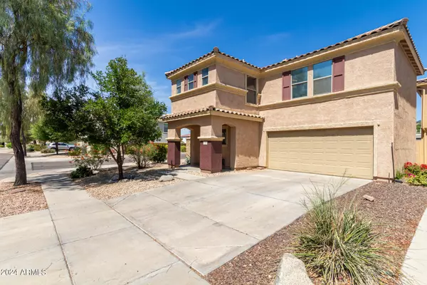 17481 N 185th Drive, Surprise, AZ 85374