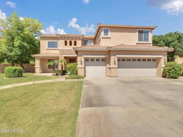 Gilbert, AZ 85234,934 N BALBOA Court