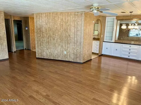 Sun Lakes, AZ 85248,9122 E CACTUS Lane N