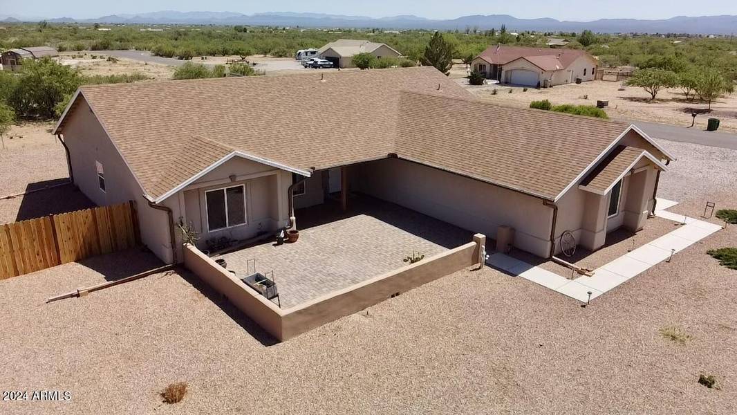 6232 S KWAME Drive, Hereford, AZ 85615