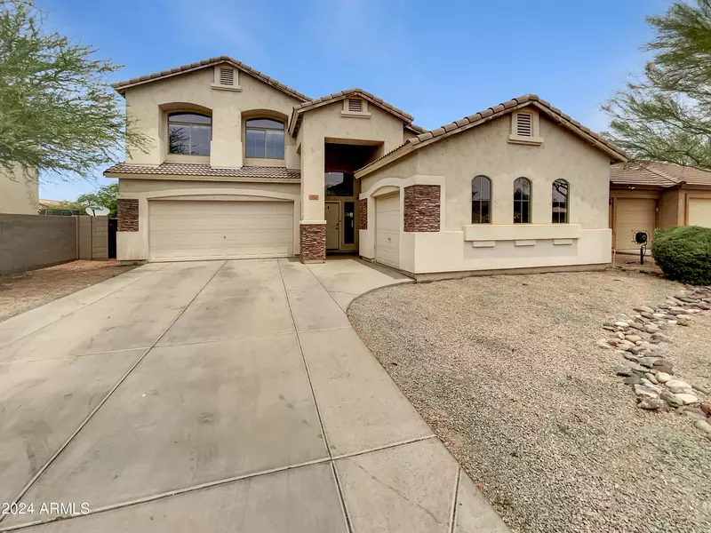 2534 W CARSON Road, Phoenix, AZ 85041