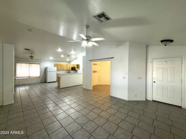 Mesa, AZ 85208,935 S DEL RANCHO --