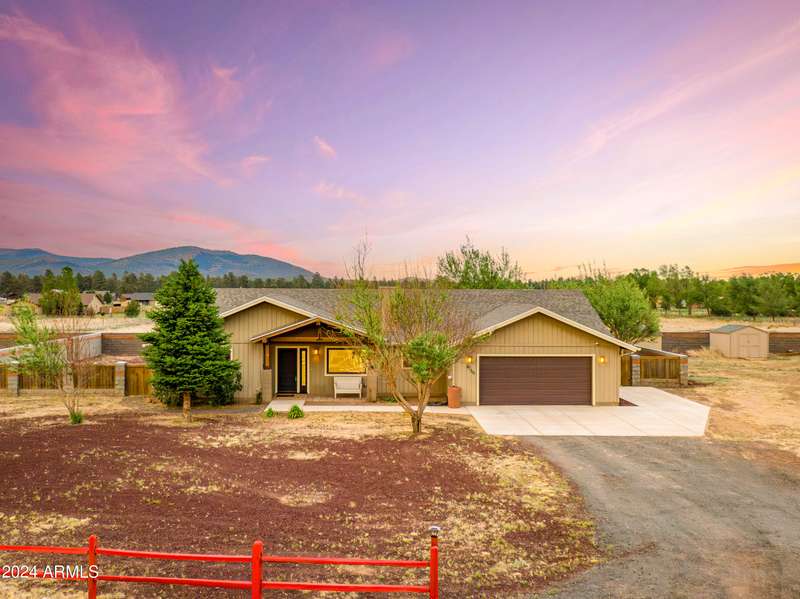 6130 E FIREHOUSE Lane, Flagstaff, AZ 86004