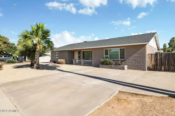 Phoenix, AZ 85028,3465 E SHAW BUTTE Drive