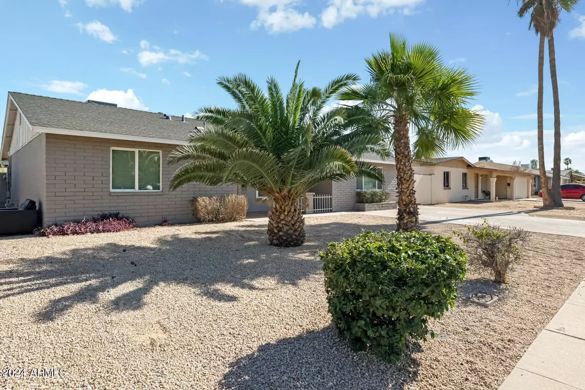 Phoenix, AZ 85028,3465 E SHAW BUTTE Drive