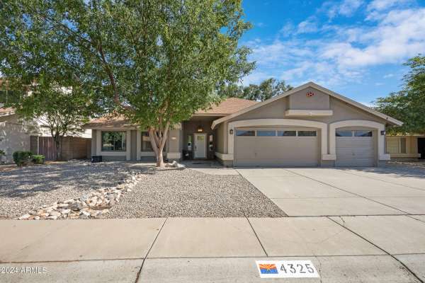 Glendale, AZ 85310,4325 W CREEDANCE Boulevard