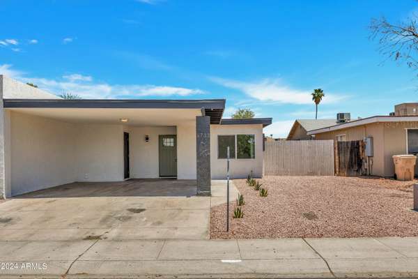 Glendale, AZ 85303,5733 N 69TH Avenue N