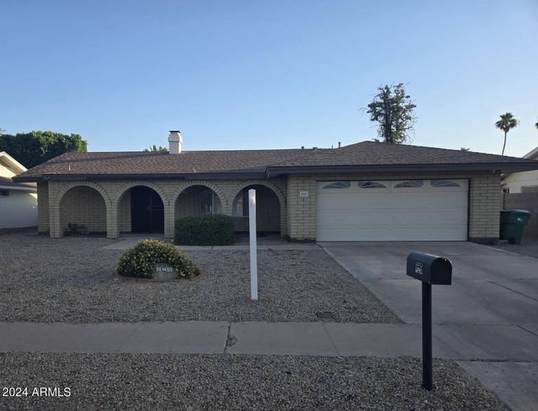 420 E CASCADA Road, Litchfield Park, AZ 85340