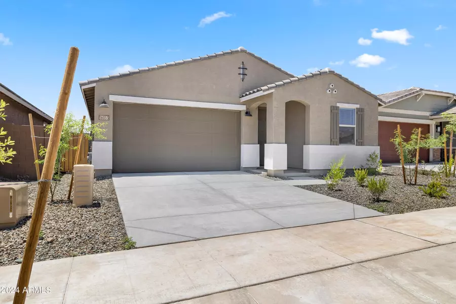 16053 W Gray Fox Trail, Surprise, AZ 85387