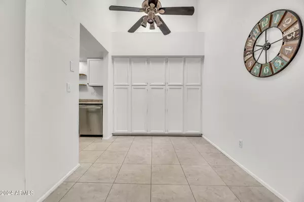 Mesa, AZ 85201,629 N MESA Drive #19