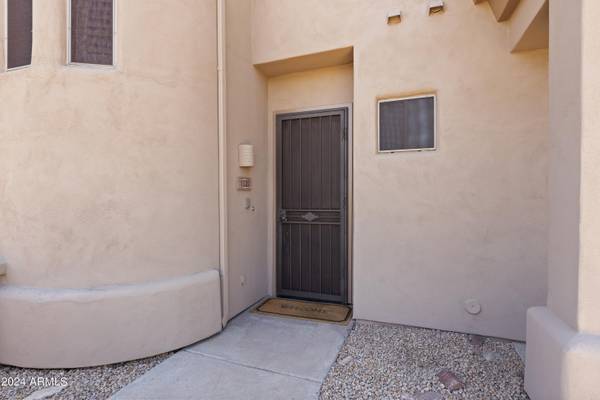 Scottsdale, AZ 85260,16420 N THOMPSON PEAK Parkway #1127