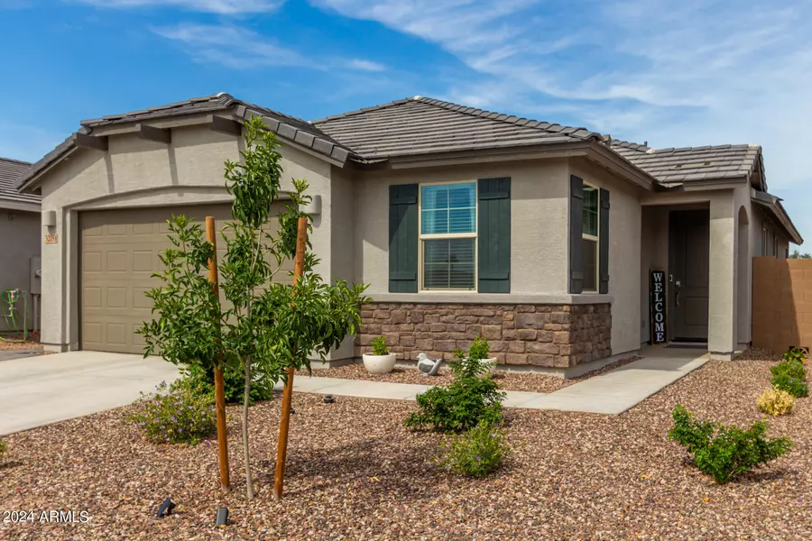 32181 N PATRIOT Lane, San Tan Valley, AZ 85143