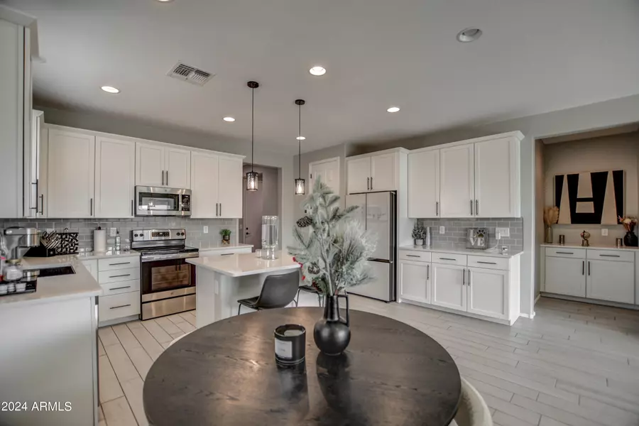1859 N WESTFALL Lane, Casa Grande, AZ 85122