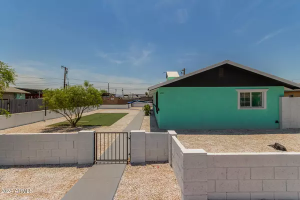 Phoenix, AZ 85009,3523 W MARICOPA Street