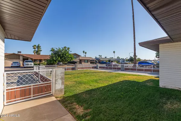 Phoenix, AZ 85053,3526 W MANDALAY Lane