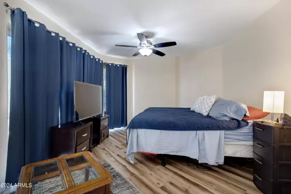 Phoenix, AZ 85051,3228 W GLENDALE Avenue #115