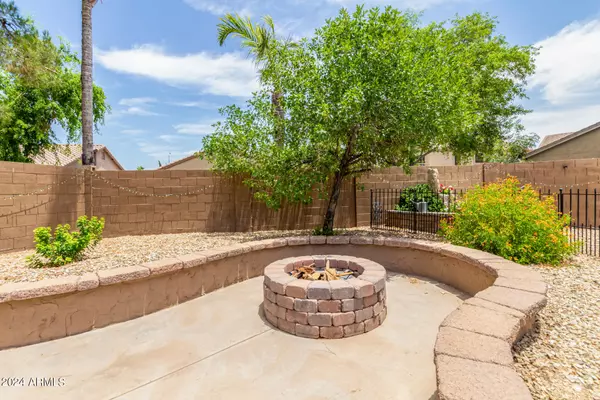 Chandler, AZ 85248,688 W Ebony Way