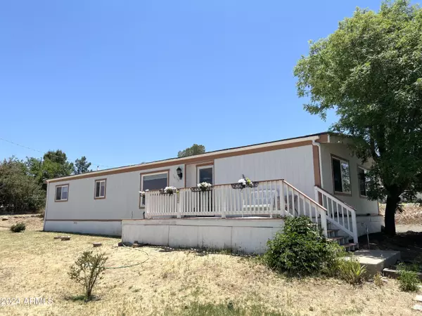 16512 S ROLLING RIDGE Drive, Mayer, AZ 86333