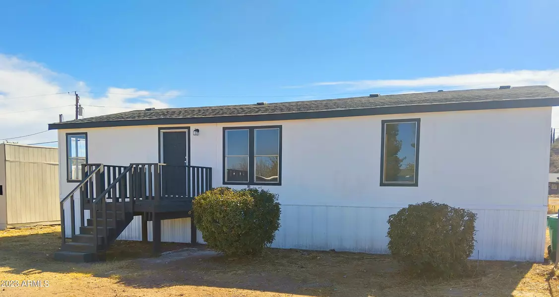 410 E Yuma Street, Huachuca City, AZ 85616