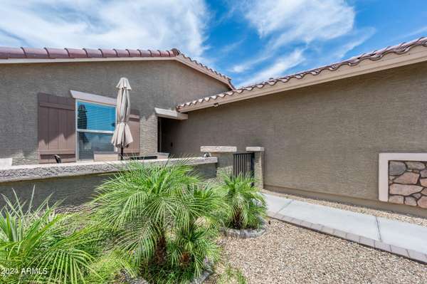 Tolleson, AZ 85353,9612 W trumbull Road