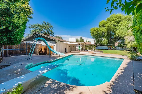 Phoenix, AZ 85021,7627 N 4TH Avenue