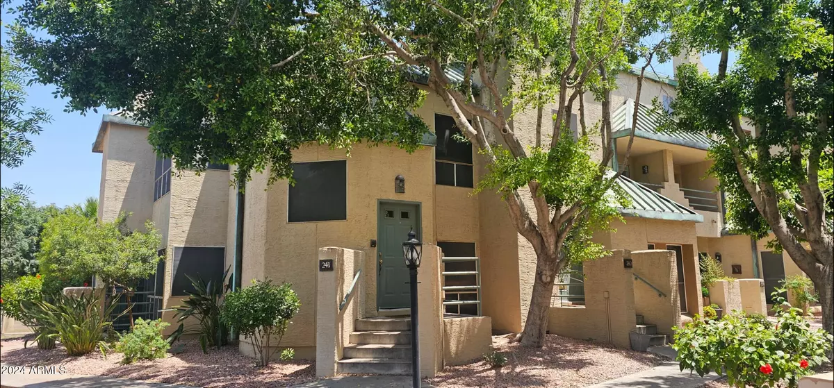 Phoenix, AZ 85034,101 N 7TH Street #241