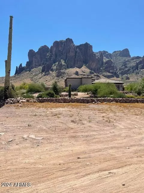 Apache Junction, AZ 85119,6075 E McKellips (Approx) -- #“—“