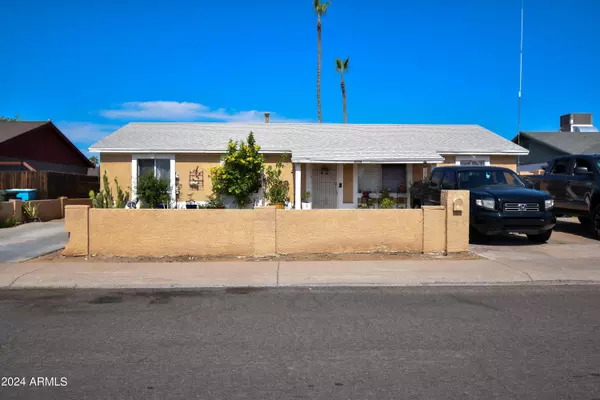 2226 N 61st Avenue, Phoenix, AZ 85035